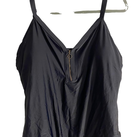 Zipper Front One Piece Swimsuit Black 24W NWT - Picture 2 of 9